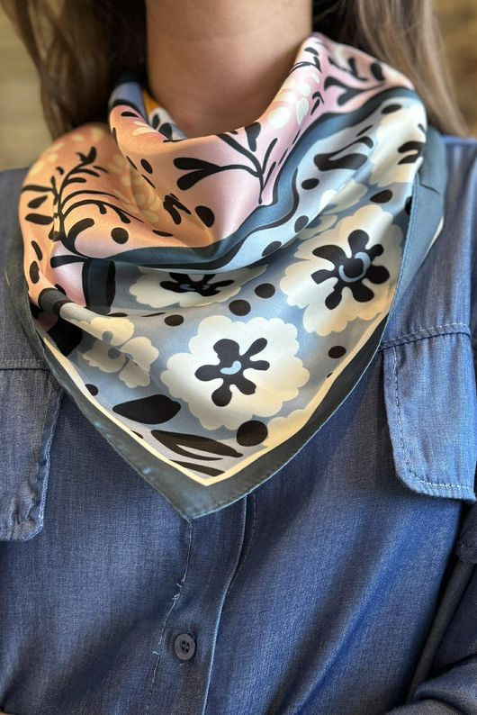 Matteao Silky Blend Square Scarf Blue /30=